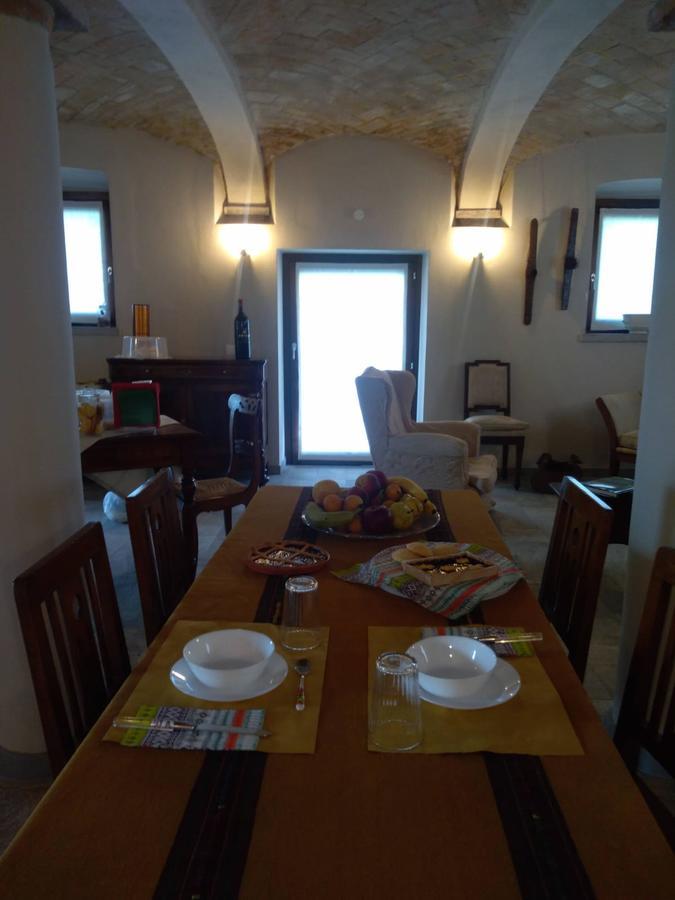 Agriturismo Laterzola 3.0 Fiorenzuola dʼArda Exteriör bild