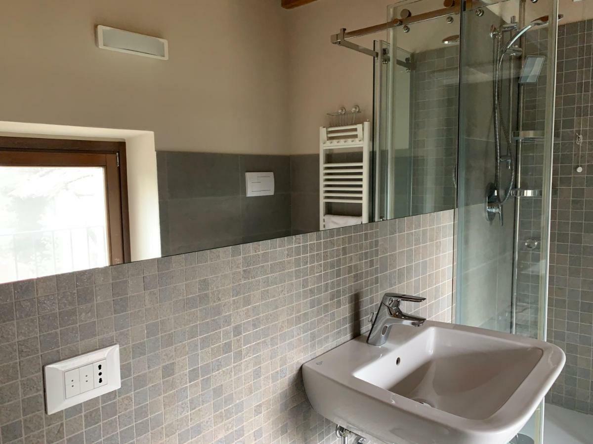 Agriturismo Laterzola 3.0 Fiorenzuola dʼArda Exteriör bild